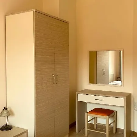 Apartello Modern - Royal Sun, アパート *